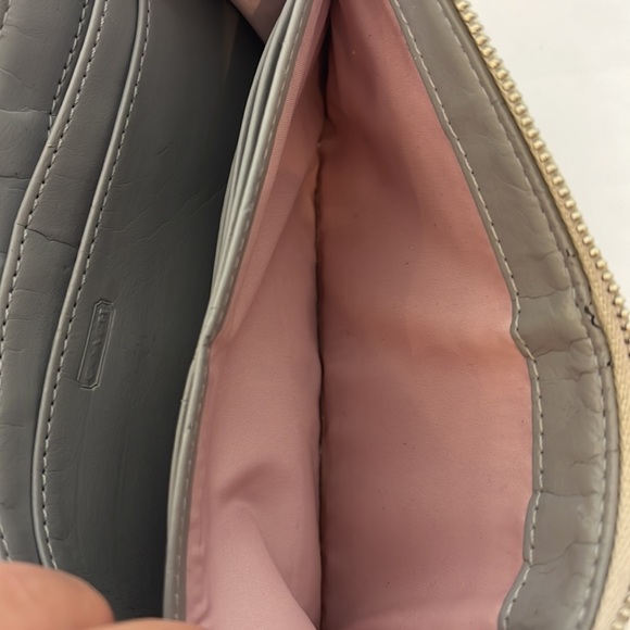Coach Leather Wallet Wristlet in Off White & Silver - Picture 10 of 12
